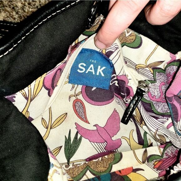 The Sak | Vintage Black Leather Tote - Picture 5 of 5